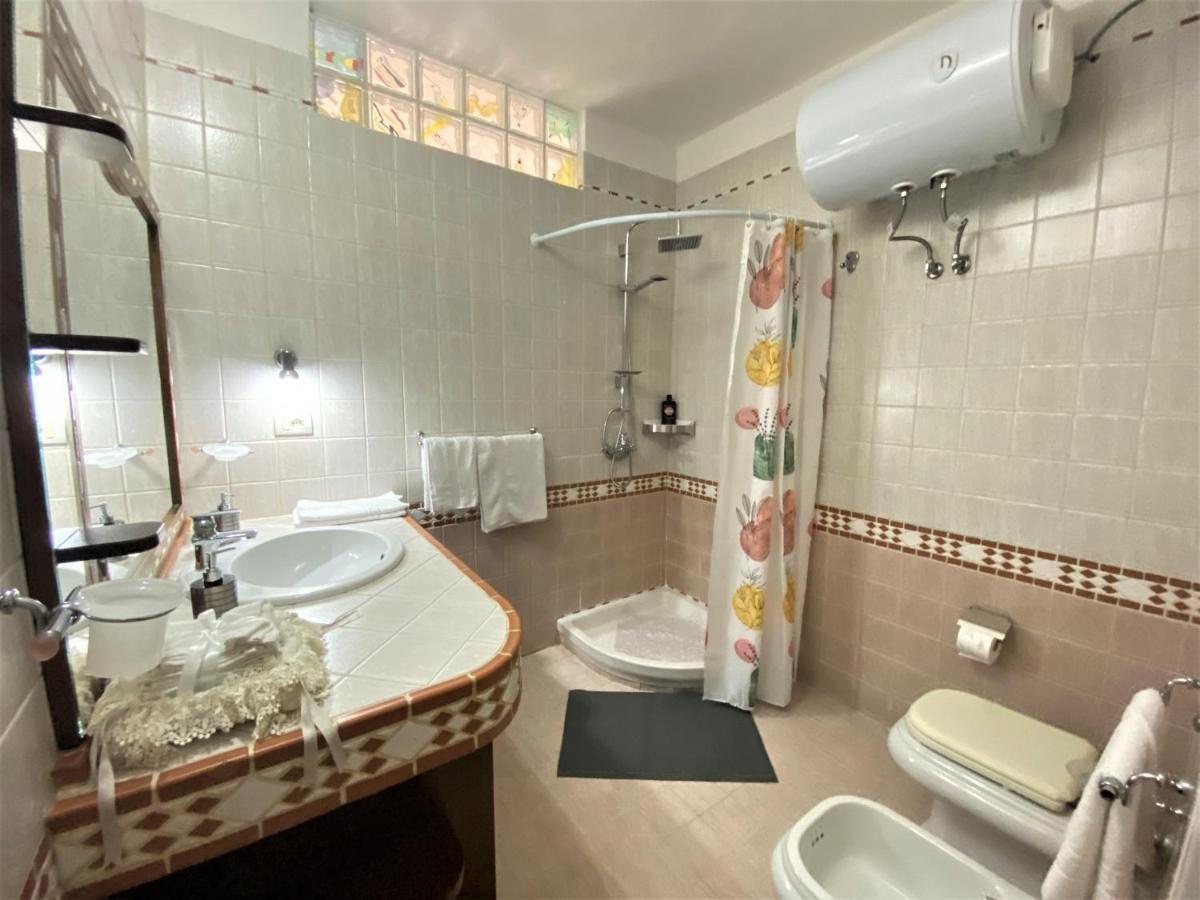 The White Corner Apartment Durres Exterior photo